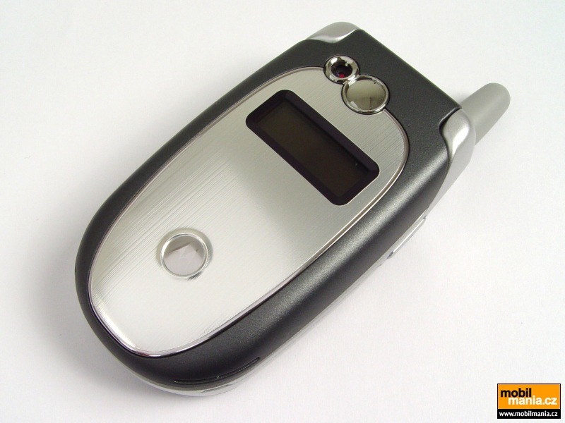 Motorola V547