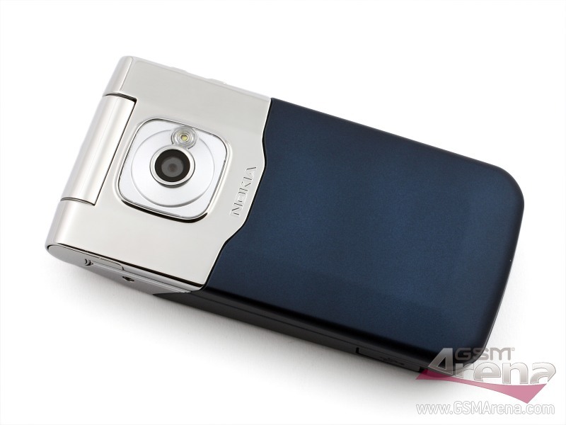 Nokia 7510 Supernova