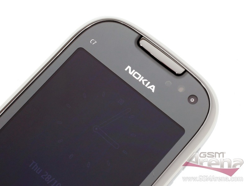 Nokia C7