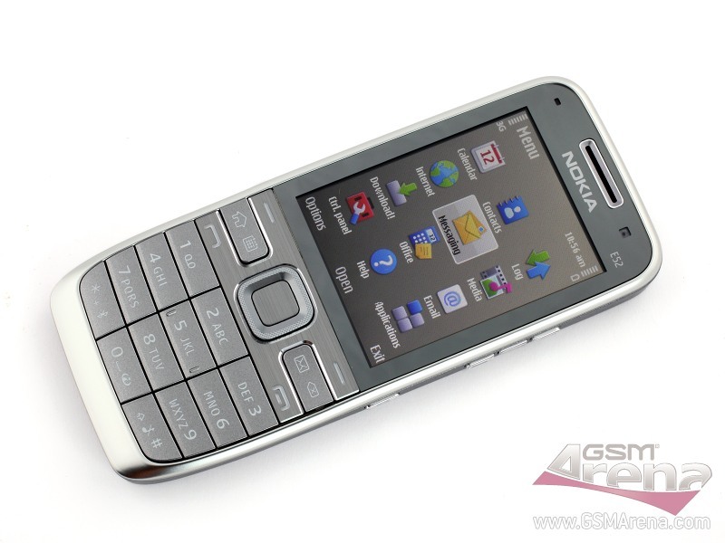 Nokia E52