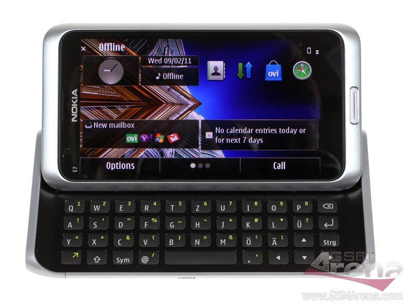 Nokia E7