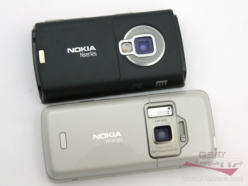 Nokia N82