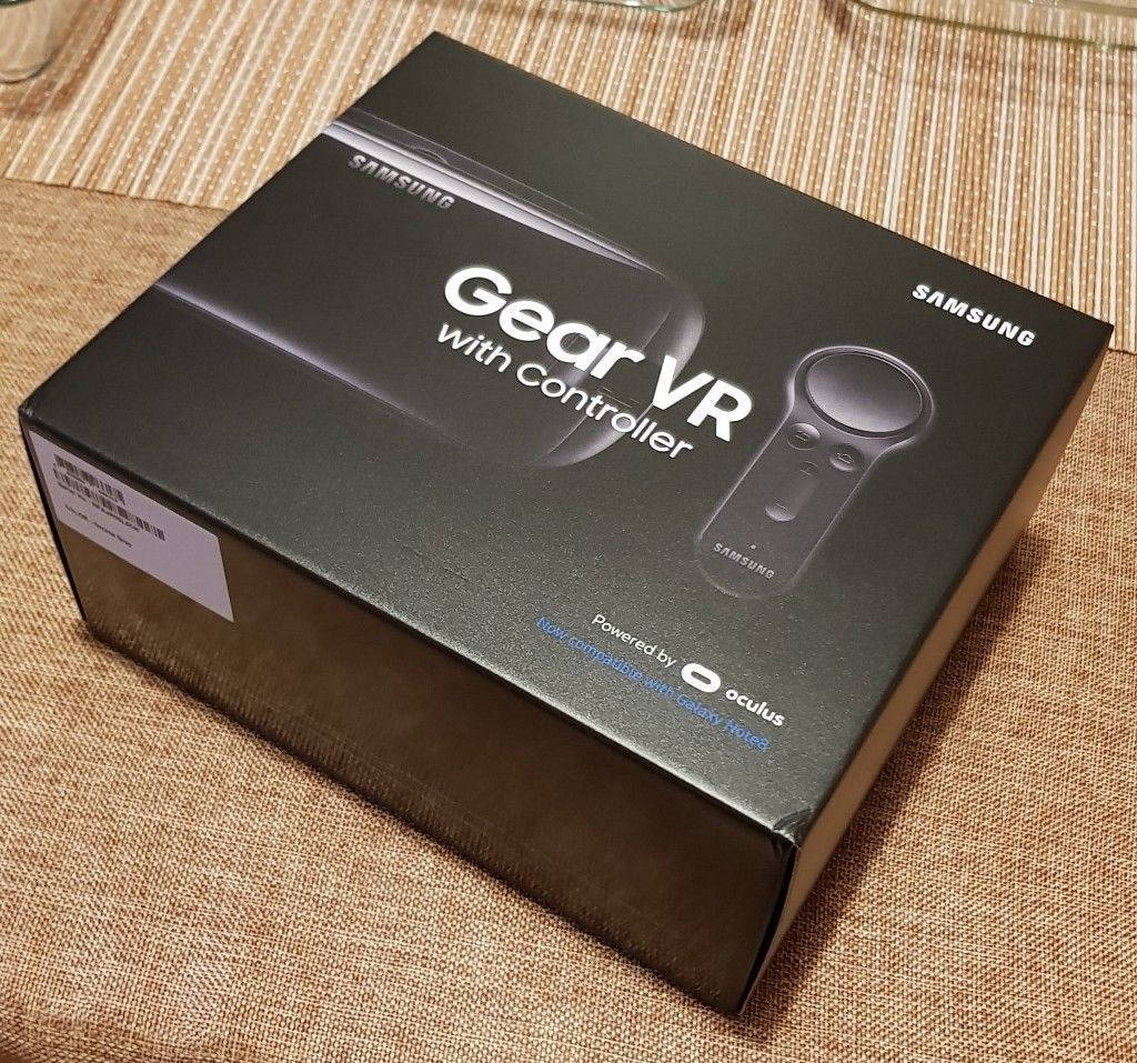 Коробка Samsung Gear VR