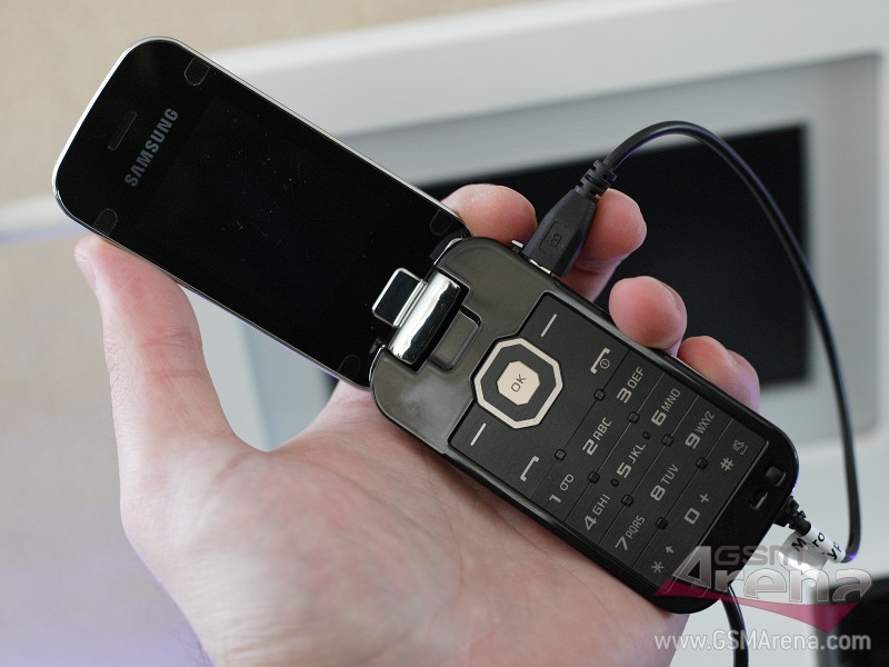 Samsung S5150 Diva folder