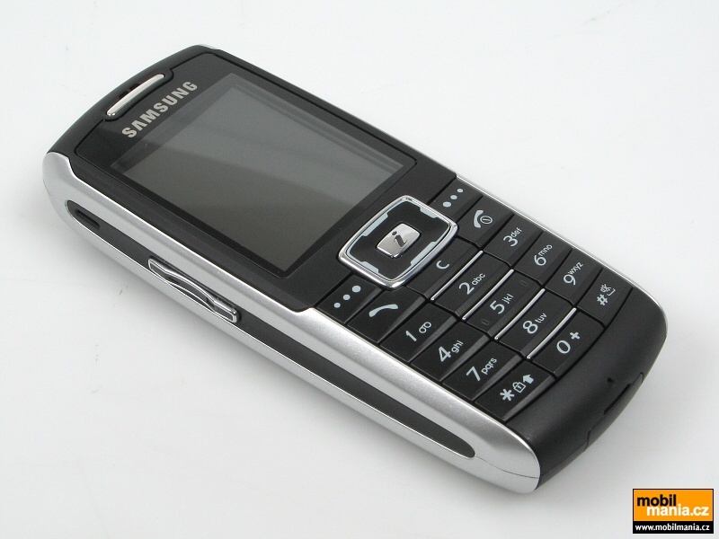 Samsung X700