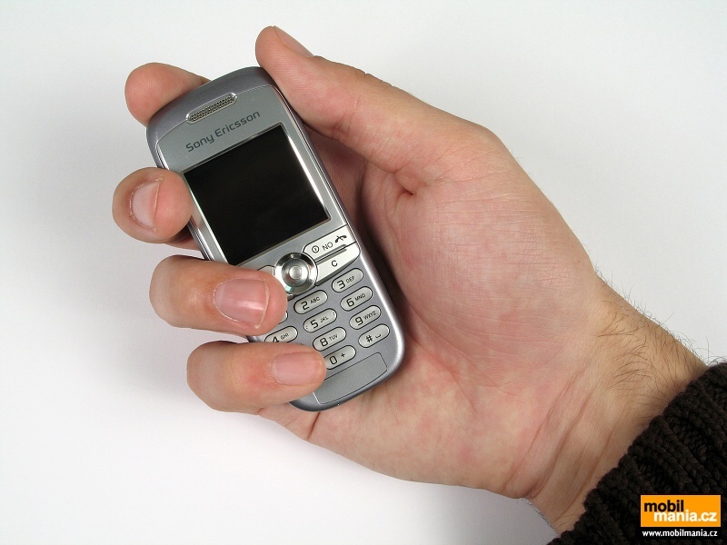 Sony Ericsson J210