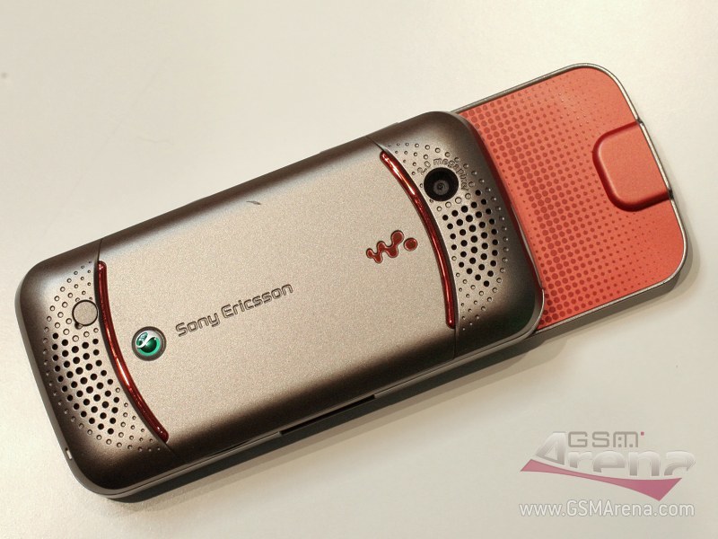 Sony Ericsson W395