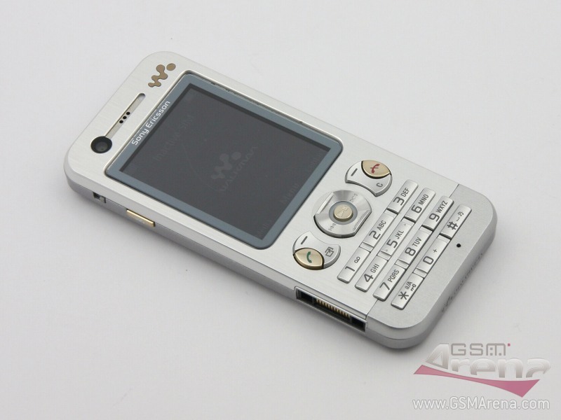Sony Ericsson W890