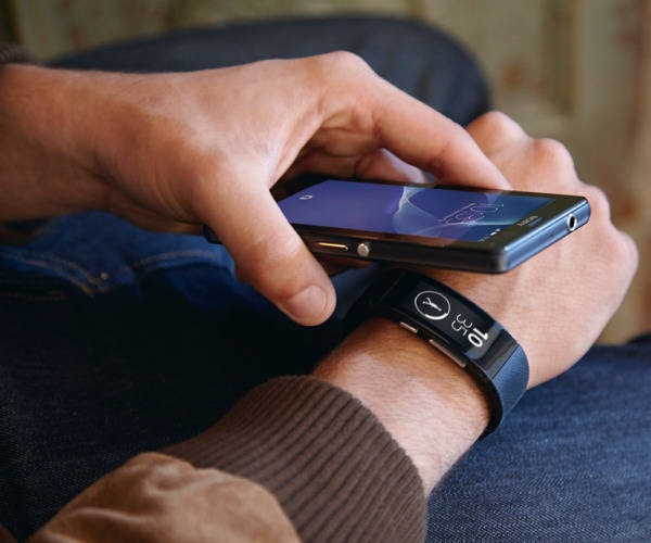 Sony  SmartBand Talk SWR30